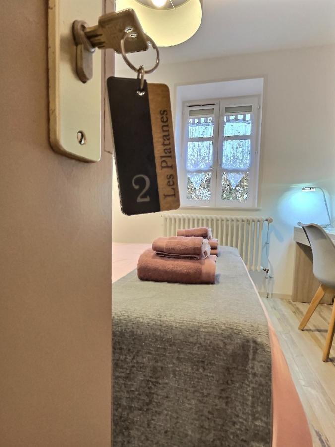 Les Platanes Hotel Gorrevod Екстериор снимка
