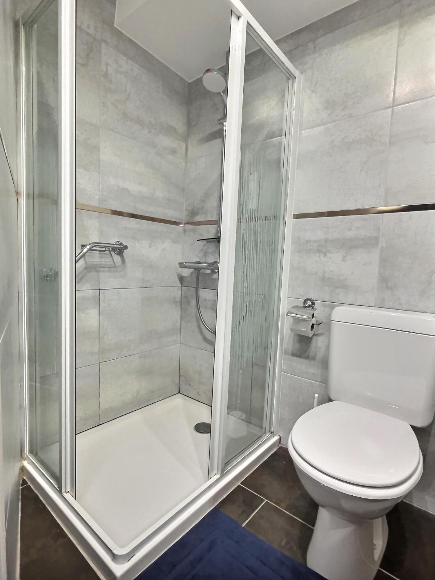 Les Platanes Hotel Gorrevod Екстериор снимка